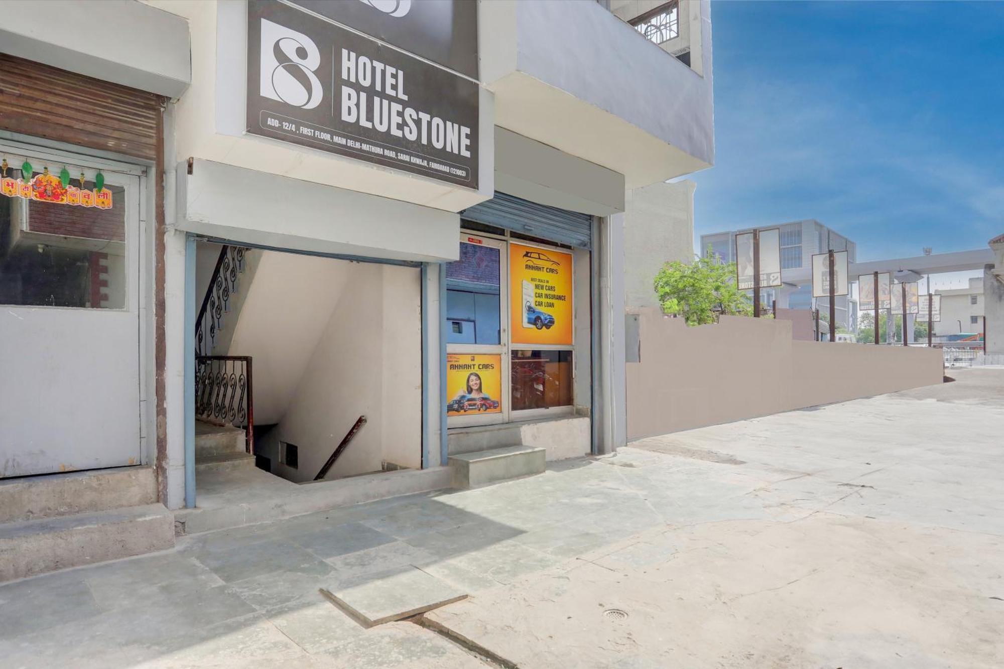 Super Hotel Live View Indraprastha Exterior foto